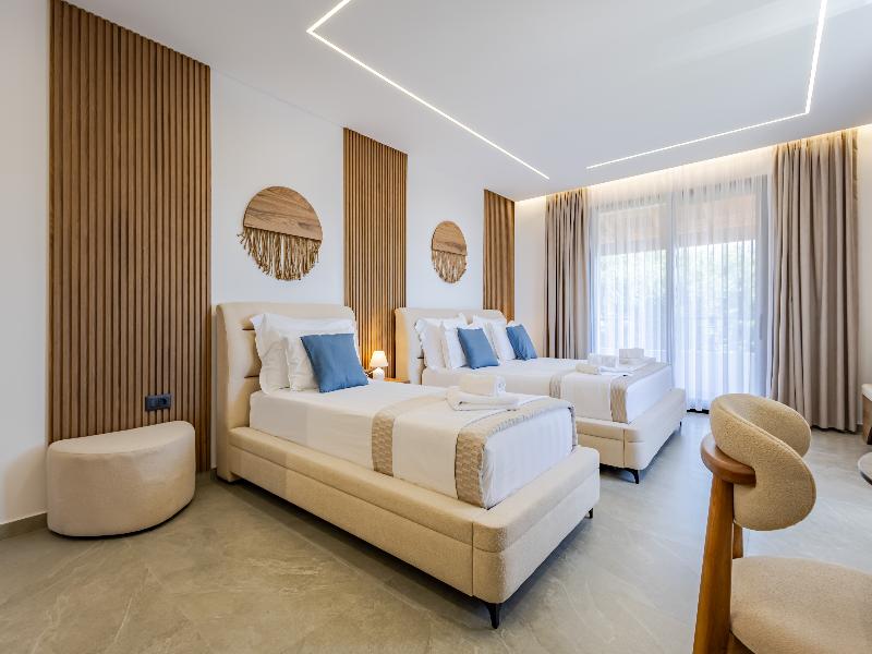 Crystal Blue Hotel image
