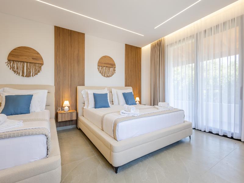 Crystal Blue Hotel image