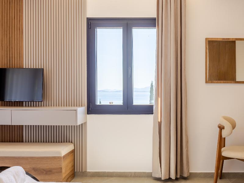Crystal Blue Hotel image