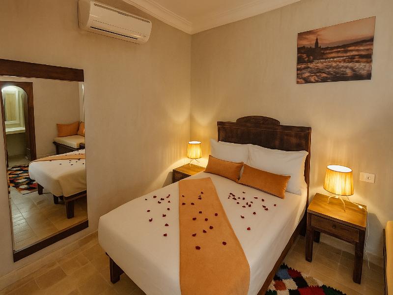 Riad Belikoss Pool And Spa image