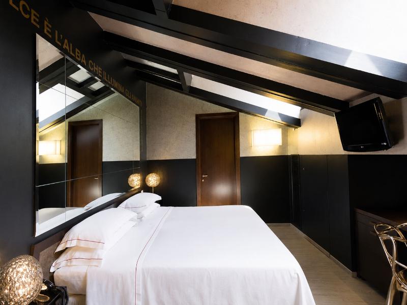 Phi Hotel Bologna image