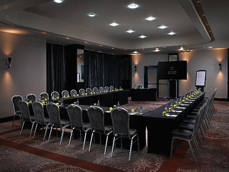 Carlton Hotel Dublin Airport image