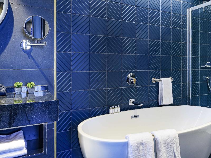 Pullman Santiago El Bosque image