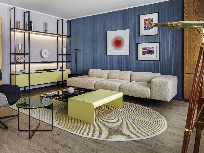 Pullman Santiago El Bosque image