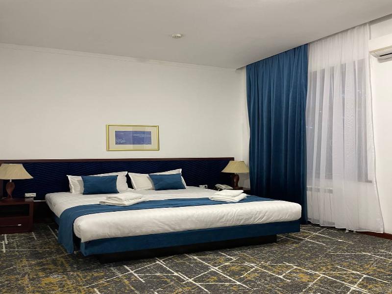 Regal Garden Hotel image