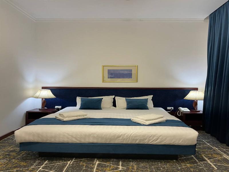Regal Garden Hotel image