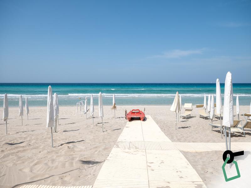 Hotiday Gallipoli Spiaggia image