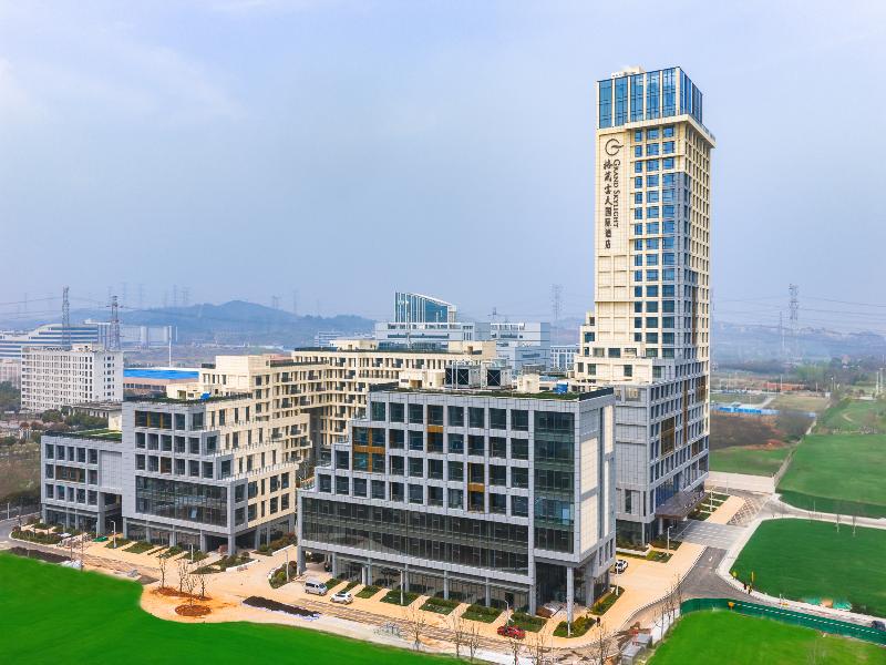 Grand Skylight Hotel Wuhan Optics Valley — general view