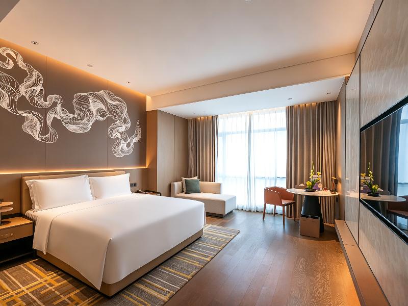 Deluxe King size bed room