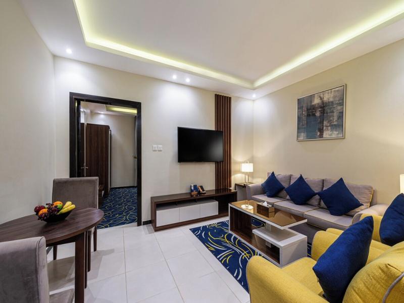 Al Qasr Al Maseef Khamis Mushit image