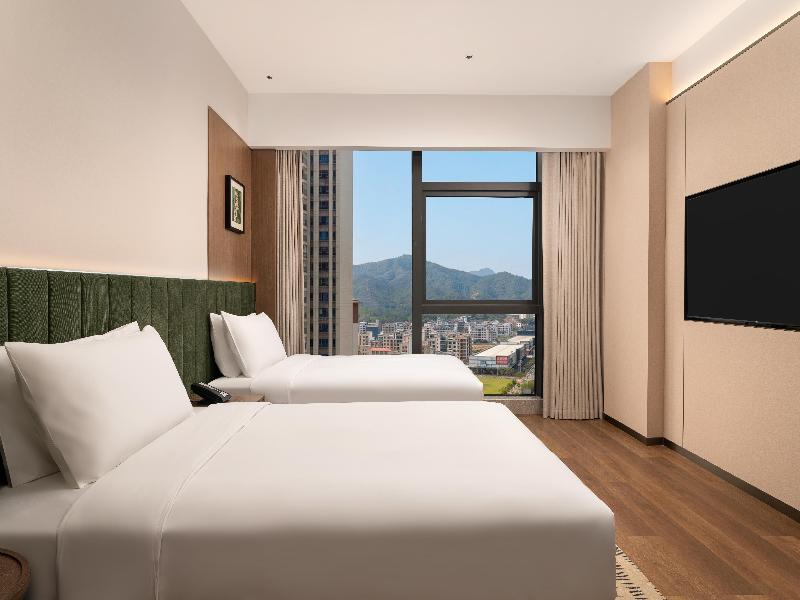 Hilton Garden Inn Shanwei Luhe image