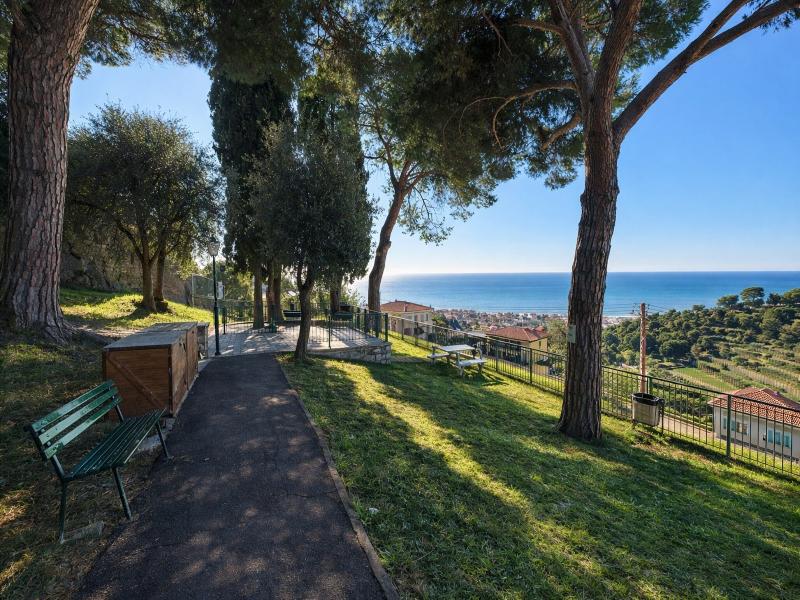 Hotiday Bordighera image