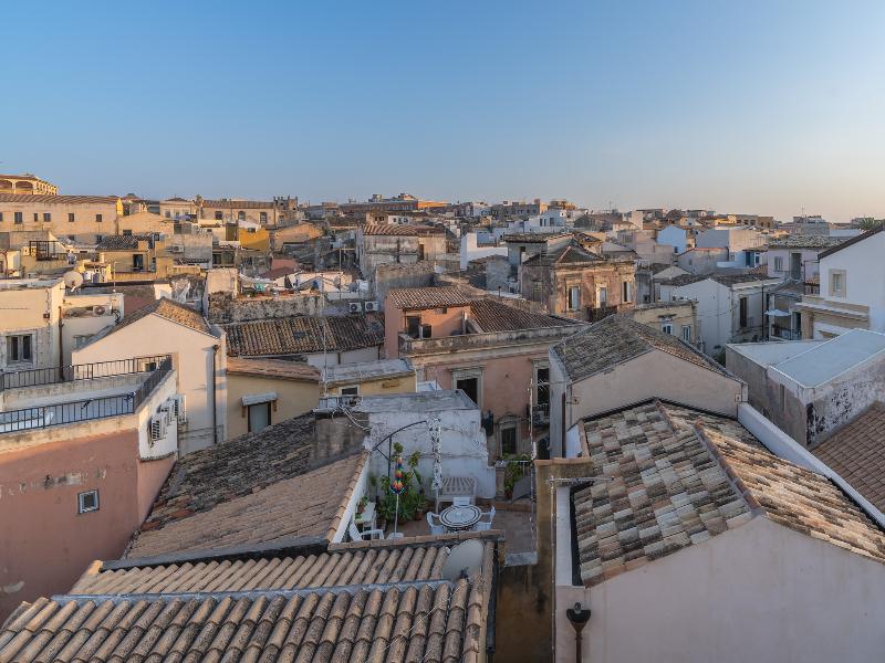 Hotiday Apartments Siracusa image