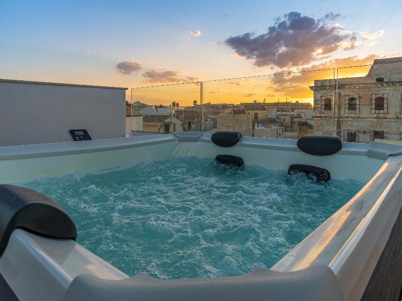 Hotiday Apartments Siracusa image