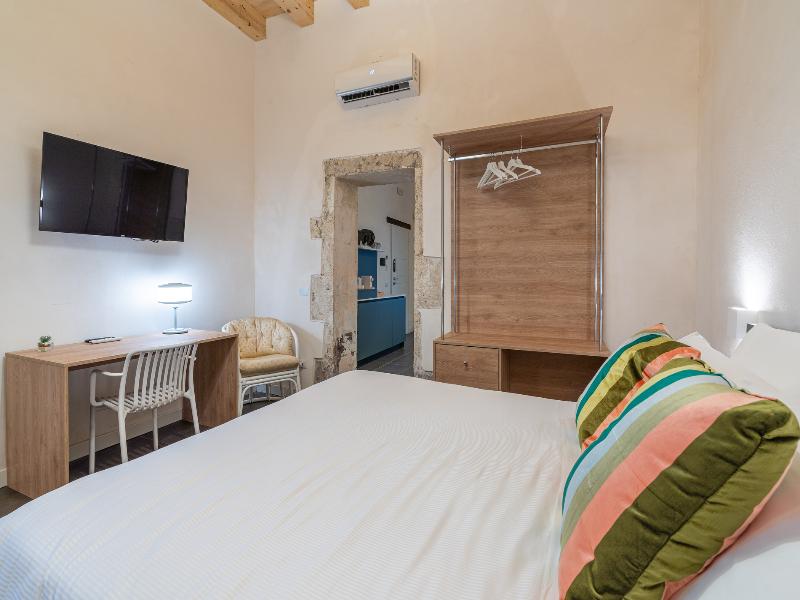 Hotiday Apartments Siracusa image
