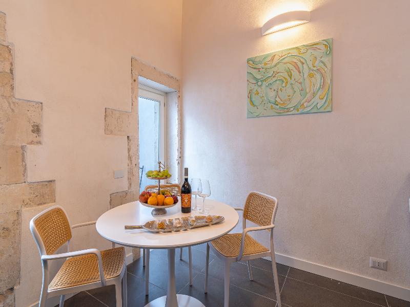 Hotiday Apartments Siracusa image