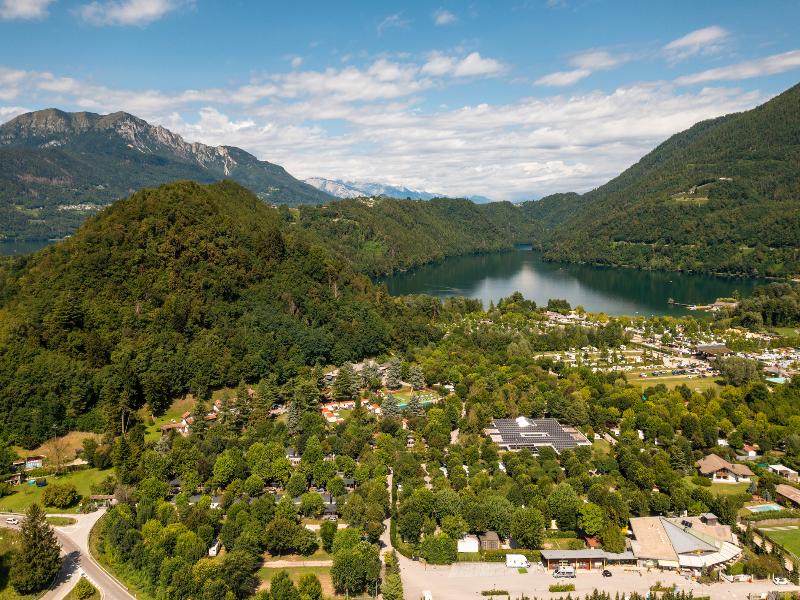 Hotiday Lago Di Levico image