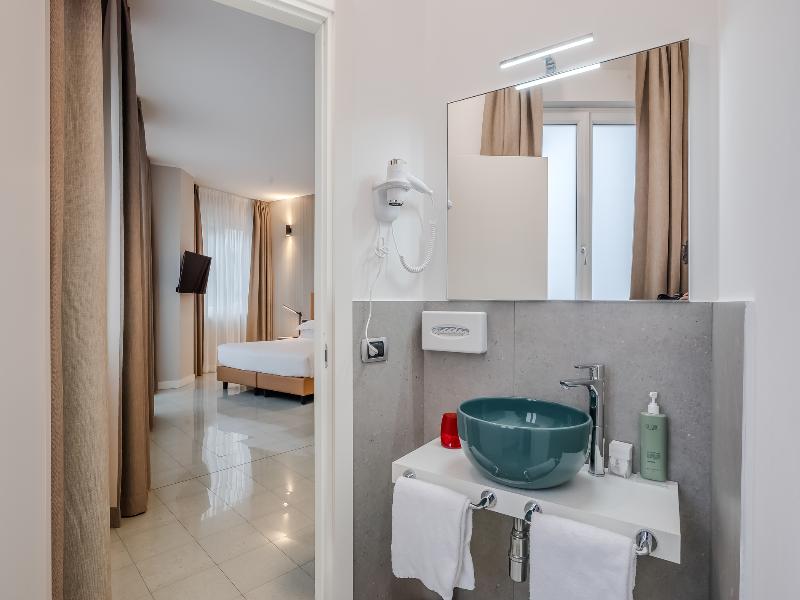 Hotiday Apartments La Spezia image