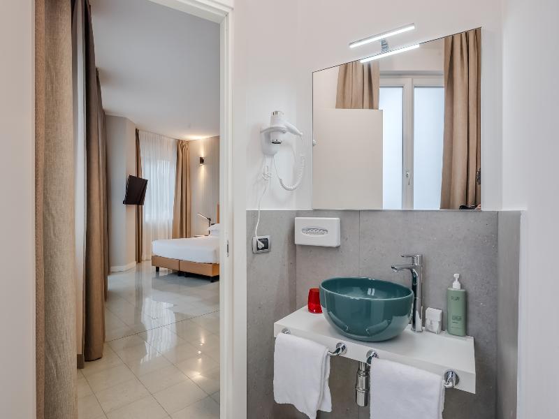 Hotiday Apartments La Spezia image