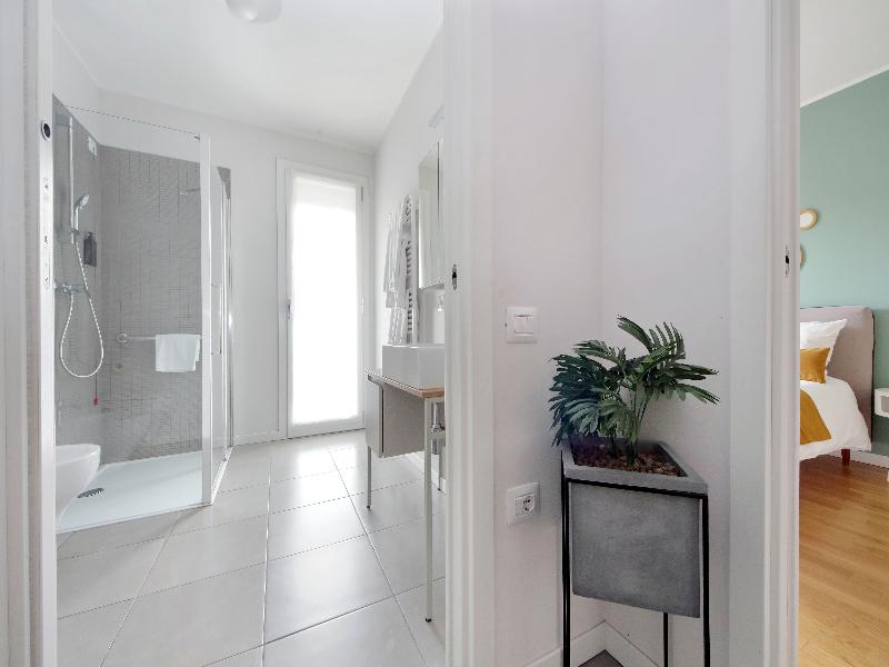 Quarto Verde Apartments image