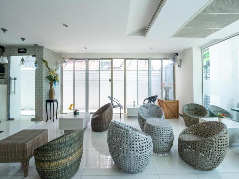 Yenna Apartment image