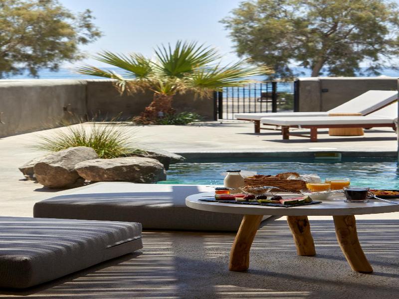 Oscar Beachfront Suites — photo 4
