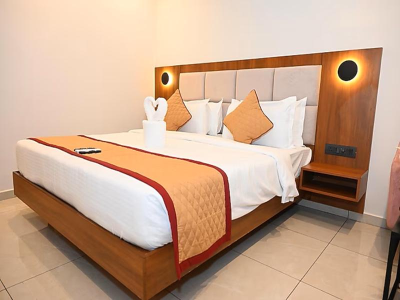 Hotel Good One Suites image
