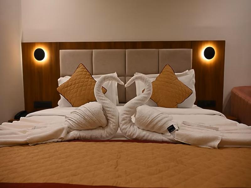 Hotel Good One Suites image