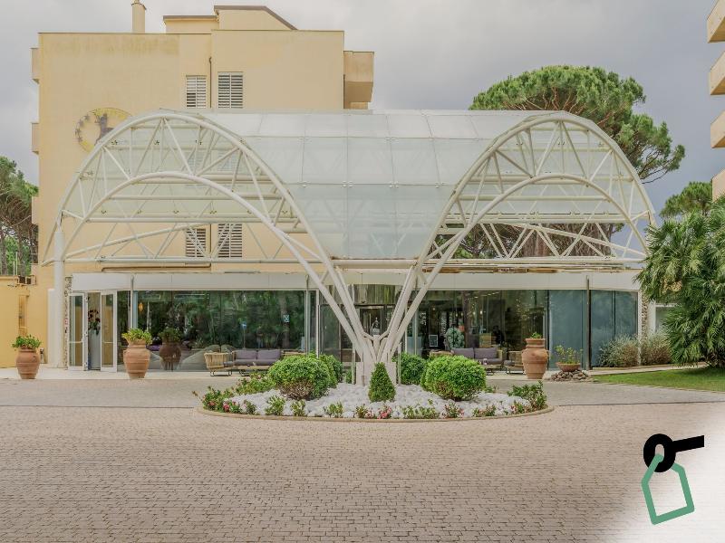 Hotiday Marina Di Bibbona image