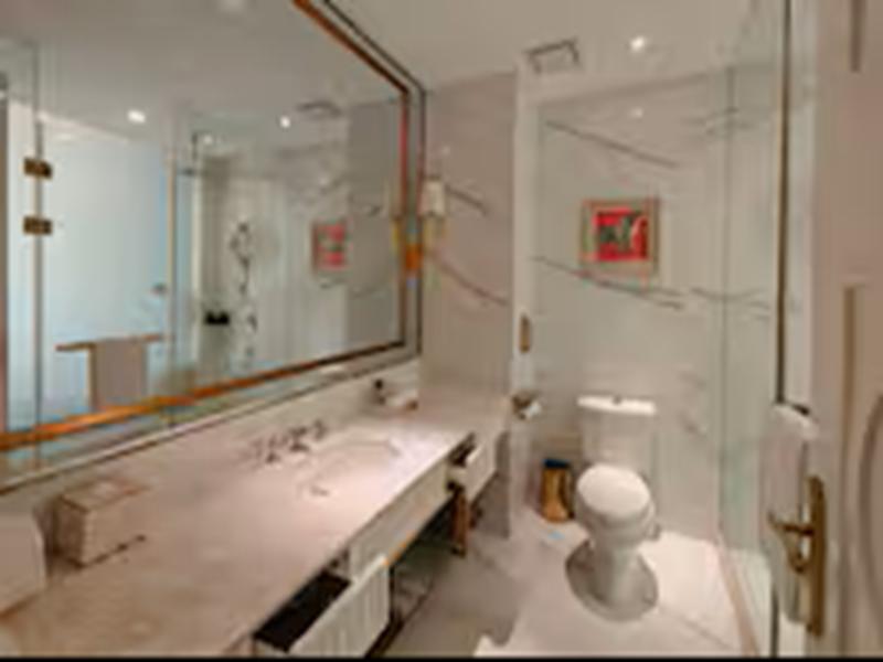 Ramada By Wyndham Sihanoukville Xinhaohui Palace image