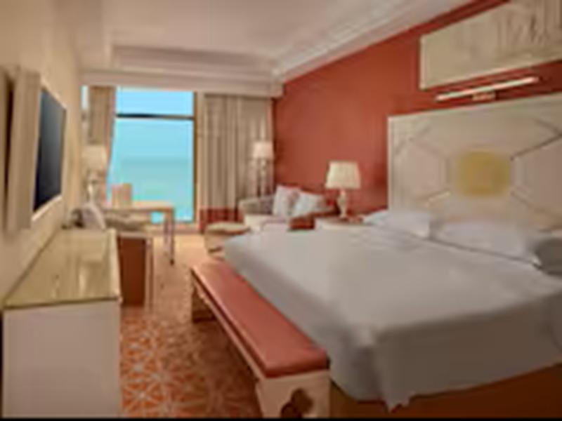 Ramada By Wyndham Sihanoukville Xinhaohui Palace image
