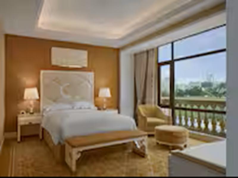 Ramada By Wyndham Sihanoukville Xinhaohui Palace image