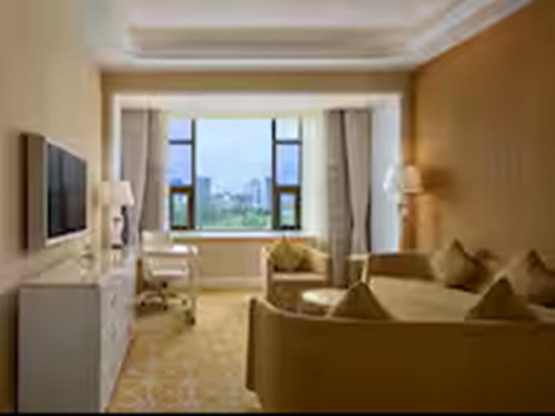 Ramada By Wyndham Sihanoukville Xinhaohui Palace image