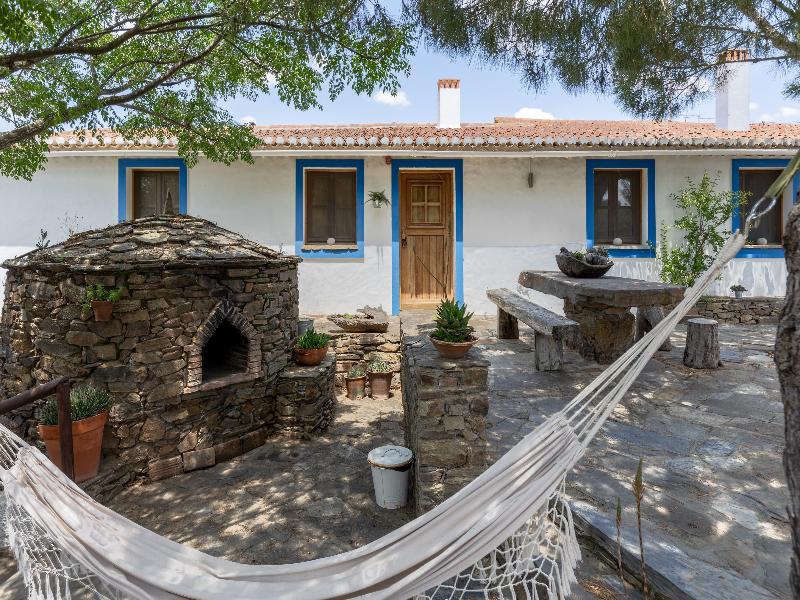 Castro da Cola Country Houses image