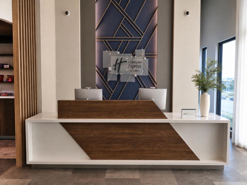 Holiday Inn Express And Suites Monterrey Sendero image
