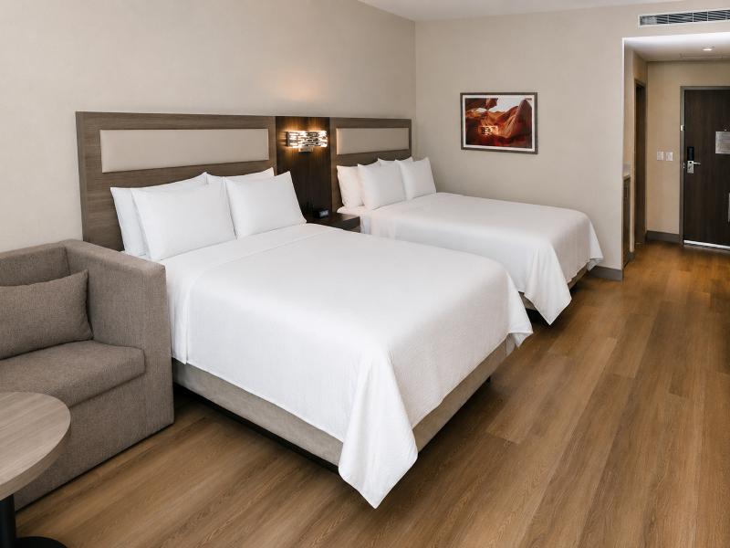 Holiday Inn Express And Suites Monterrey Sendero image