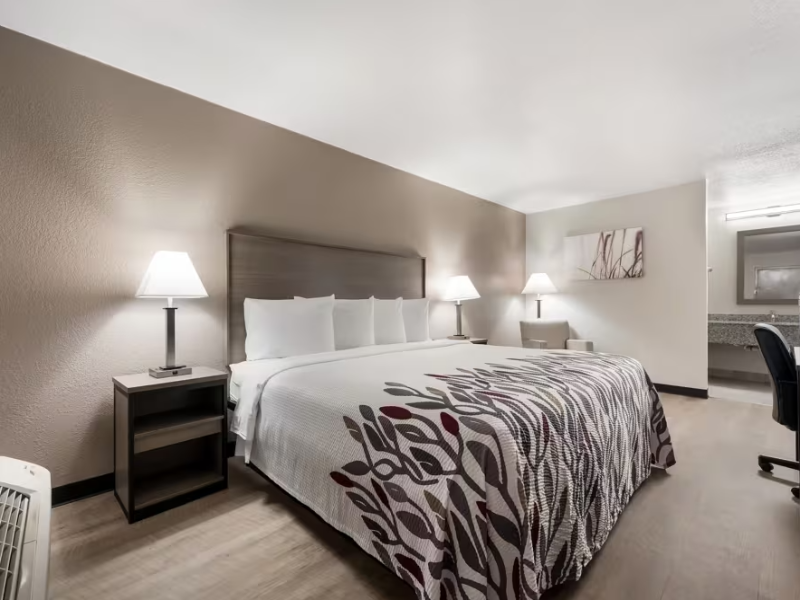 Red Roof Inn Birmingham — general view