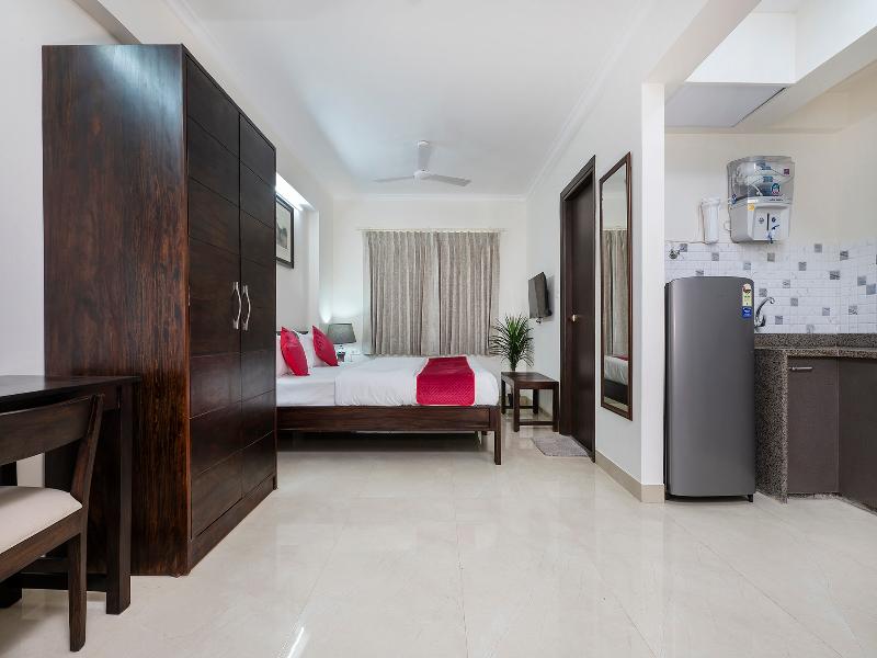 Palm Stay - Studios & Rooms image