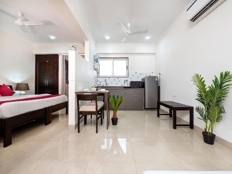 Palm Stay - Studios & Rooms image