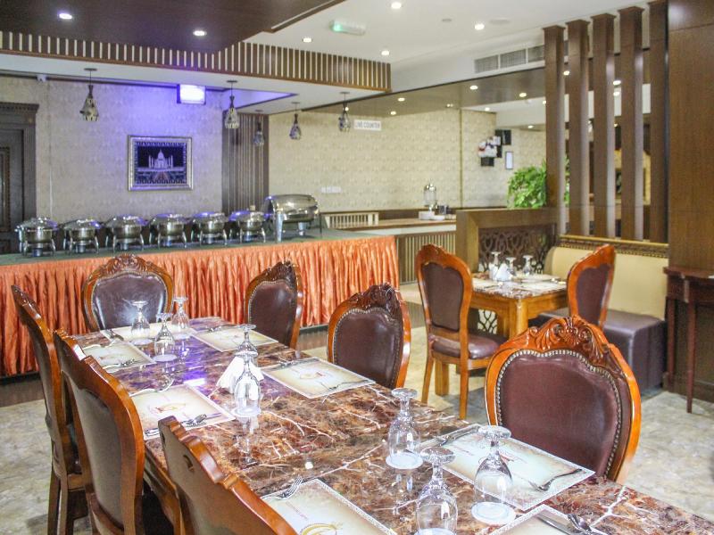 Clifton International Hotel image
