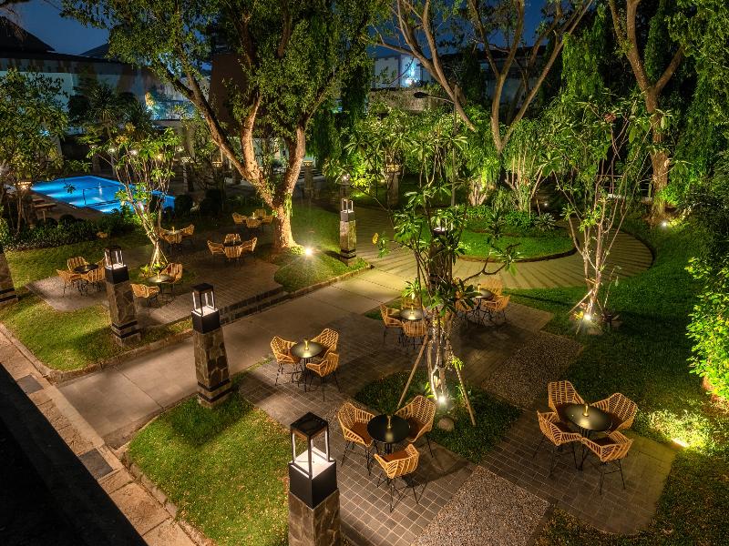 Oakwood Hotel & Apartments Taman Mini Jakarta image