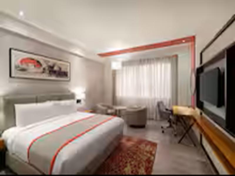 Standard King Room
