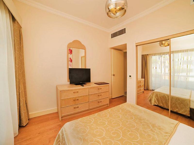 Jasmine Court Hotel & Spa image