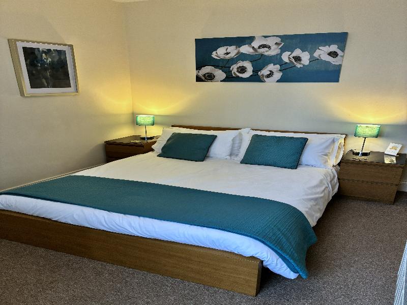 Peel House Apartments image