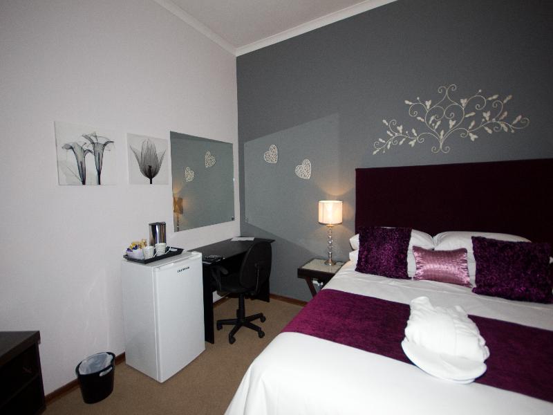 Loerie Lodge image