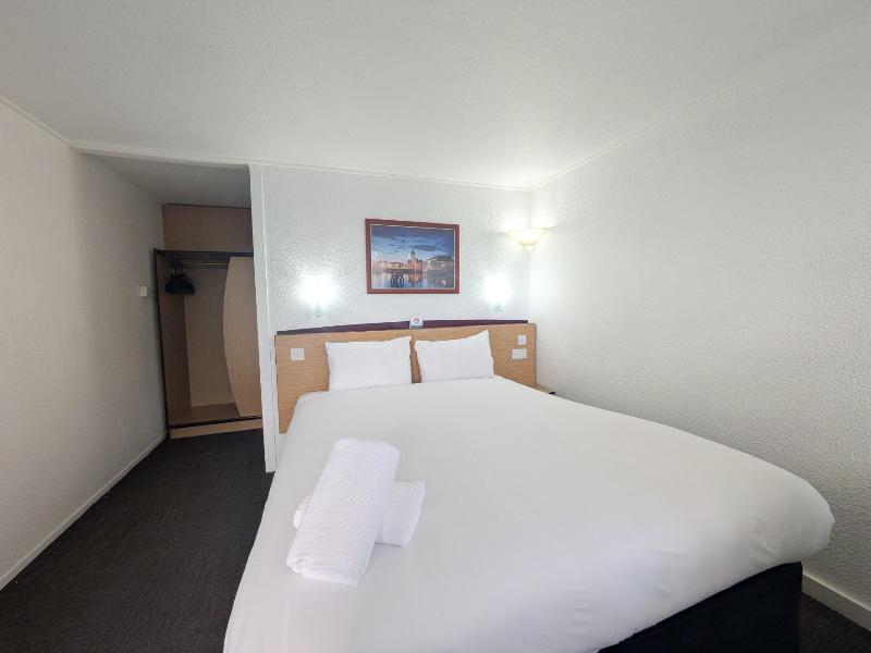 The Beacon Hotel Cardiff image