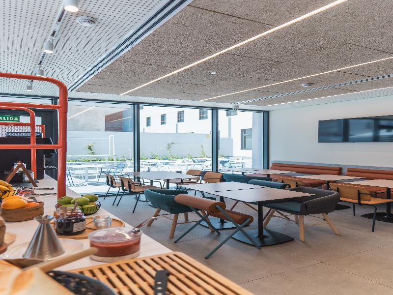Ibis Budget Madrid Albasanz image
