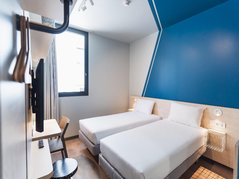 Ibis Budget Madrid Albasanz image
