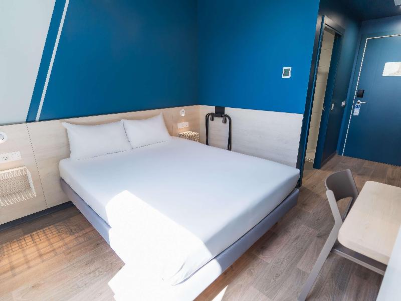 Ibis Budget Madrid Albasanz image