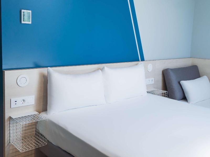 Ibis Budget Madrid Albasanz image